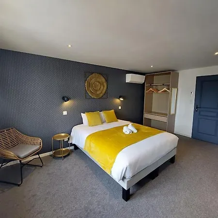Holiday home La Maison Du 19 - 130m2 - Sur Loire - Climatisees Les Rosiers-sur-Loire