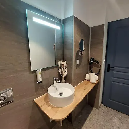 La Maison Du 19 - 130M2 - 8 A 10 Pers - Les Rosiers Sur Loire - Chambres Climatisees *