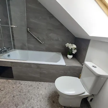 Holiday home La Maison Du 19 - 130m2 - Sur Loire - Climatisees Les Rosiers-sur-Loire